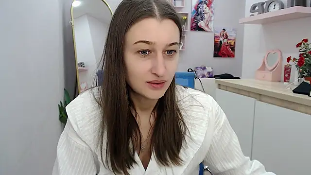 muriel elvin online show from 25, 11, 2025