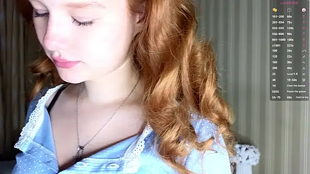 Juuulia  online show from 4, 3, 2026