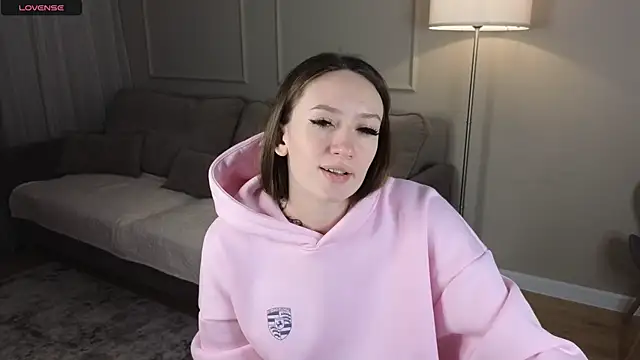 cutienaughtygirl online show from 16, 12, 2025