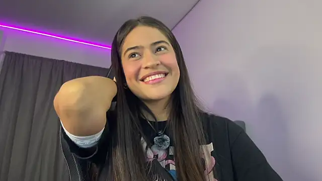 Snapshot of lexie_gray2 chatting on 23, 10, 2025 lexie gray2 online show from 23, 10, 2025