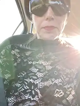 Nina-Holly online show from 27, 2, 2026