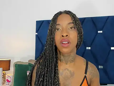 Pauline Fox online show from 5, 10, 2025