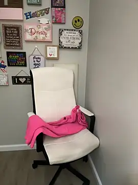 Juicystorm online show from 7, 10, 2025