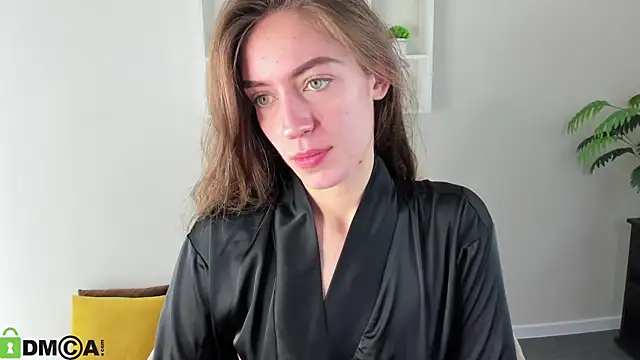 Agnes Wells online show from 27, 9, 2025