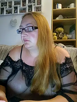 Luscious-LucyXX online show from 2, 7, 2026
