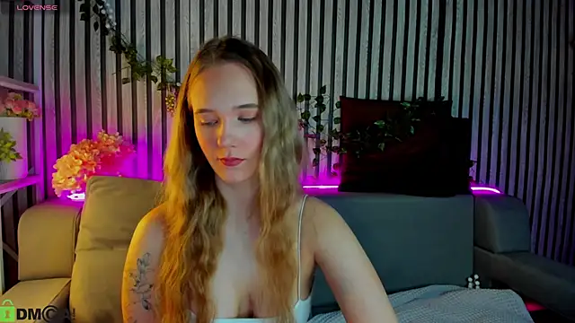 Snapshot of Casey_Sweeet chatting on 20, 2, 2026 Casey Sweeet online show from 20, 2, 2026