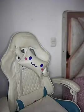 isabela l online show from 8, 3, 2026