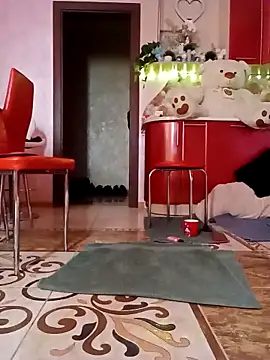 SquirtMilf00 online show from 6, 4, 2026