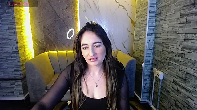 Soffi betacur b online show from 11, 10, 2025