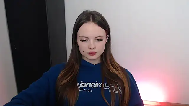 Ariella ari online show from 12, 9, 2025