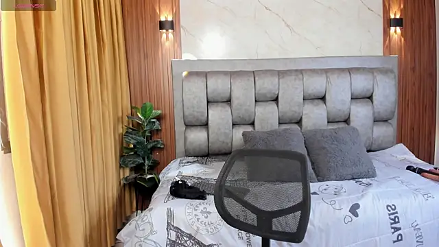 More Hott online show from 15, 9, 2025