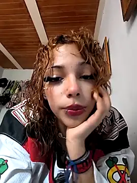 U-Upaaita online show from 22, 4, 2026