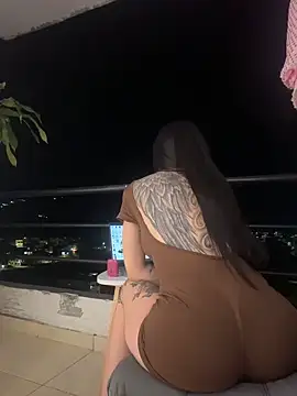 MilaLawrence online show from 22, 10, 2025