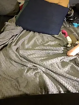 Snapshot of blue-moon23 chatting on 11, 10, 2025 blue-moon23 online show from 11, 10, 2025