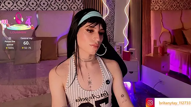 Snapshot of boyfox_tay chatting on 18, 1, 2026 boyfox tay online show from 18, 1, 2026