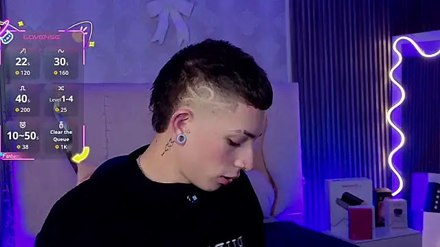 Snapshot of boyfox_tay chatting on 21, 2, 2026 boyfox tay online show from 21, 2, 2026