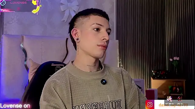 Snapshot of boyfox_tay chatting on 23, 2, 2026 boyfox tay online show from 23, 2, 2026