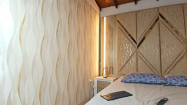 Hotcouple 222 online show from 6, 4, 2026