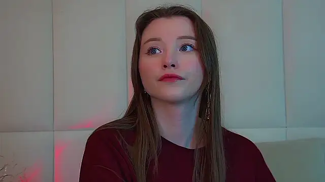 KeiraAsti online show from 3, 2, 2026