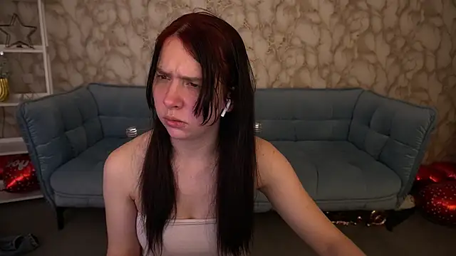 LiviaShy online show from 18, 4, 2026