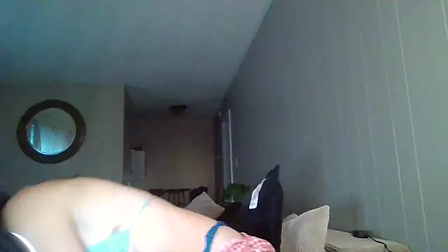 Miss honey94 online show from 8, 10, 2025