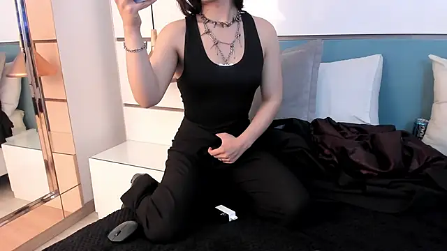 Snapshot of Ashkoreh chatting on 13, 11, 2025 Ashkoreh online show from 13, 11, 2025