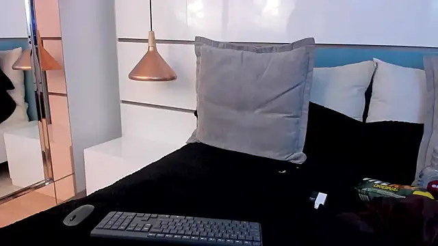 Snapshot of Ashkoreh chatting on 13, 12, 2025 Ashkoreh online show from 13, 12, 2025