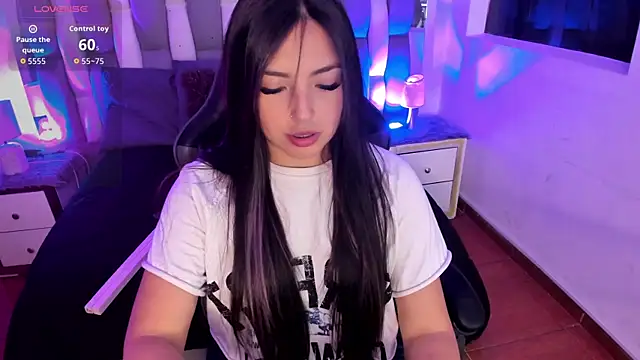 Adaara Rey online show from 27, 10, 2025