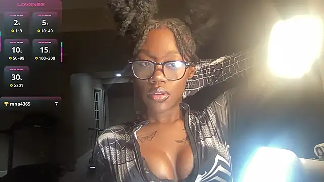 maskedgirl5005 online show from 26, 9, 2025