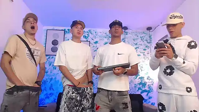 Snapshot of Kings_of_heaven chatting on 9, 10, 2025 Kings of heaven online show from 9, 10, 2025