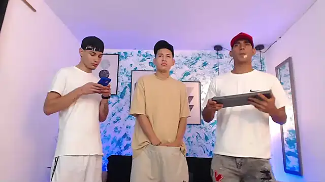 Snapshot of Kings_of_heaven chatting on 15, 10, 2025 Kings of heaven online show from 15, 10, 2025