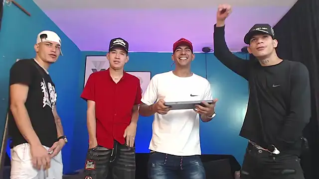 Snapshot of Kings_of_heaven chatting on 29, 10, 2025 Kings of heaven online show from 29, 10, 2025