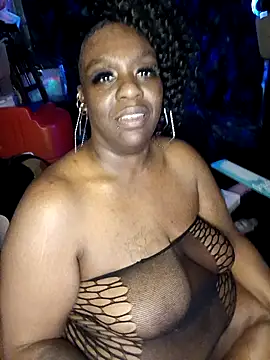 Thickkemzz41 online show from 27, 2, 2026