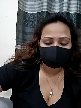 Snapshot of Mow_955 chatting on 22, 10, 2025 Mow 955 online show from 22, 10, 2025