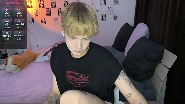 Snapshot of olivertasty chatting on 19, 9, 2025 olivertasty online show from 19, 9, 2025