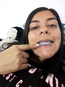 SharonDustLove online show from 4, 12, 2025