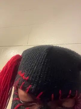 masked doll kashi online show from 23, 3, 2026