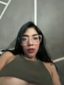 ElaRose 12 online show from 29, 3, 2026