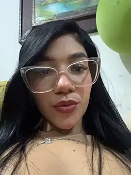 ElaRose 12 online show from 5, 6, 2026