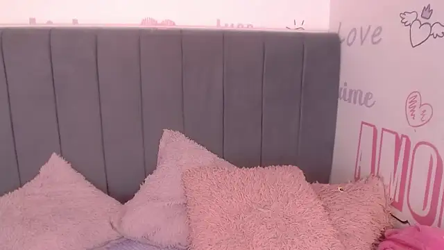 Snapshot of SachaBratz chatting on 4, 2, 2026 SachaBratz online show from 4, 2, 2026