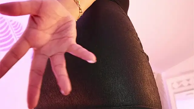 ana riveros online show from 6, 3, 2026