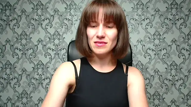 Kelly Kisss online show from 12, 9, 2025