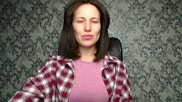 Snapshot of Kelly_Kisss chatting on 1, 2, 2026 Kelly Kisss online show from 1, 2, 2026