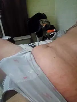 Snapshot of hotcower chatting on 4, 3, 2026 hotcower online show from 4, 3, 2026