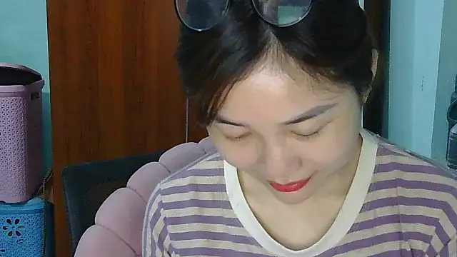 Uhem112 online show from 7, 10, 2025