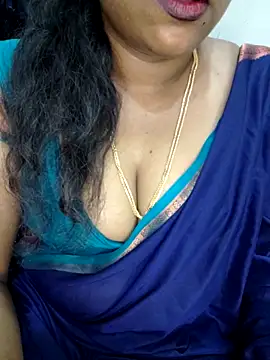 Snapshot of Anu_Reddy_10 chatting on 10, 9, 2025 Anu Reddy 10 online show from 10, 9, 2025