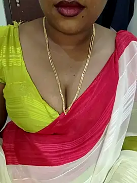 Snapshot of Anu_Reddy_10 chatting on 19, 9, 2025 Anu Reddy 10 online show from 19, 9, 2025