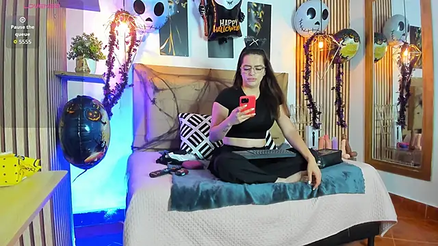 Snapshot of _samanthaa_foxx chatting on 9, 10, 2025 samanthaa foxx online show from 9, 10, 2025