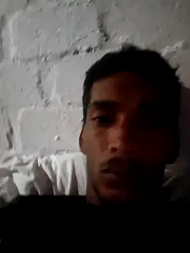 Snapshot of Zinedean24 chatting on 12, 4, 2026 Zinedean24 online show from 12, 4, 2026