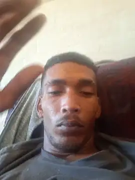 Snapshot of Zinedean24 chatting on 16, 4, 2026 Zinedean24 online show from 16, 4, 2026